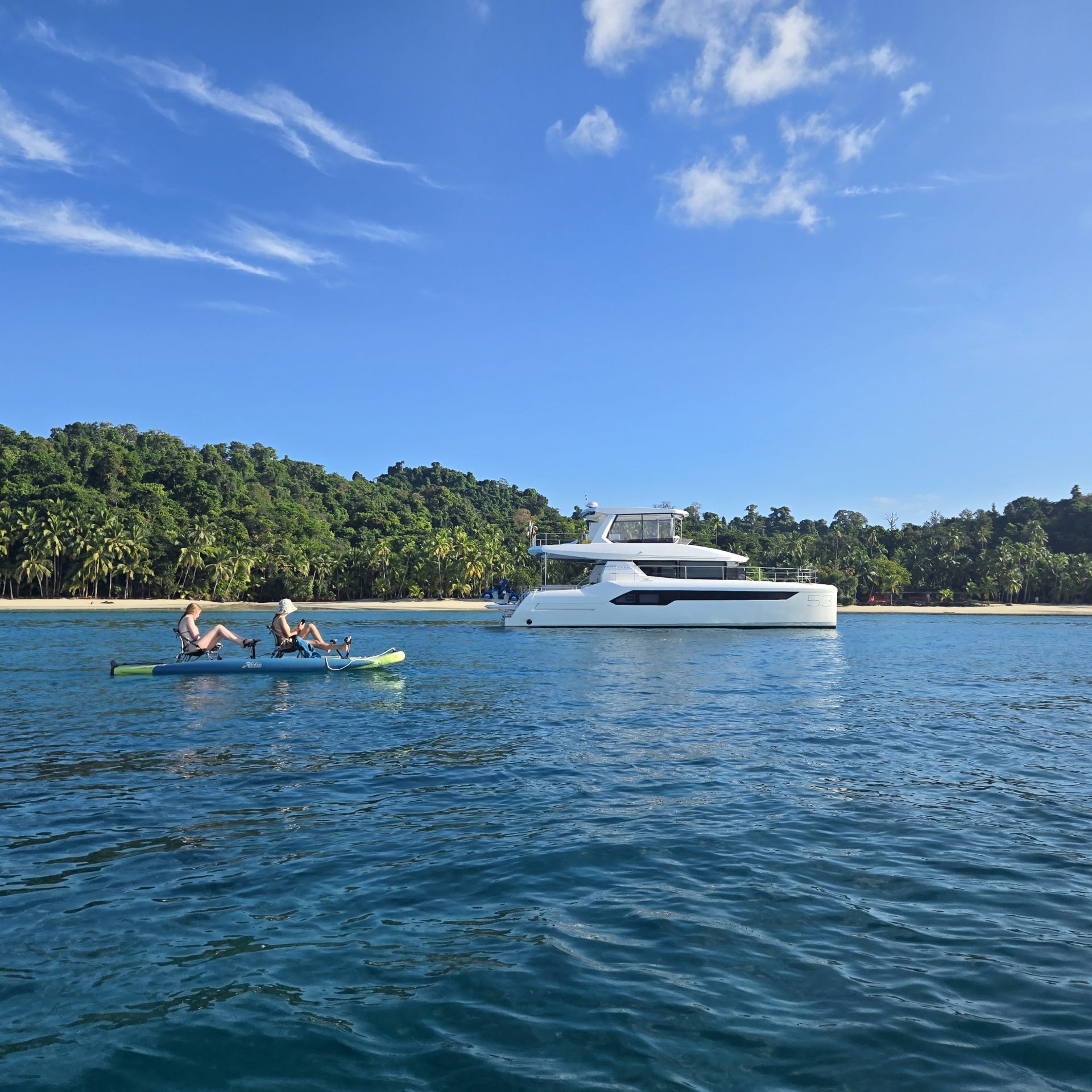 ISLA COIBA BY PRIVATE YACHT - COÍBA YACHT